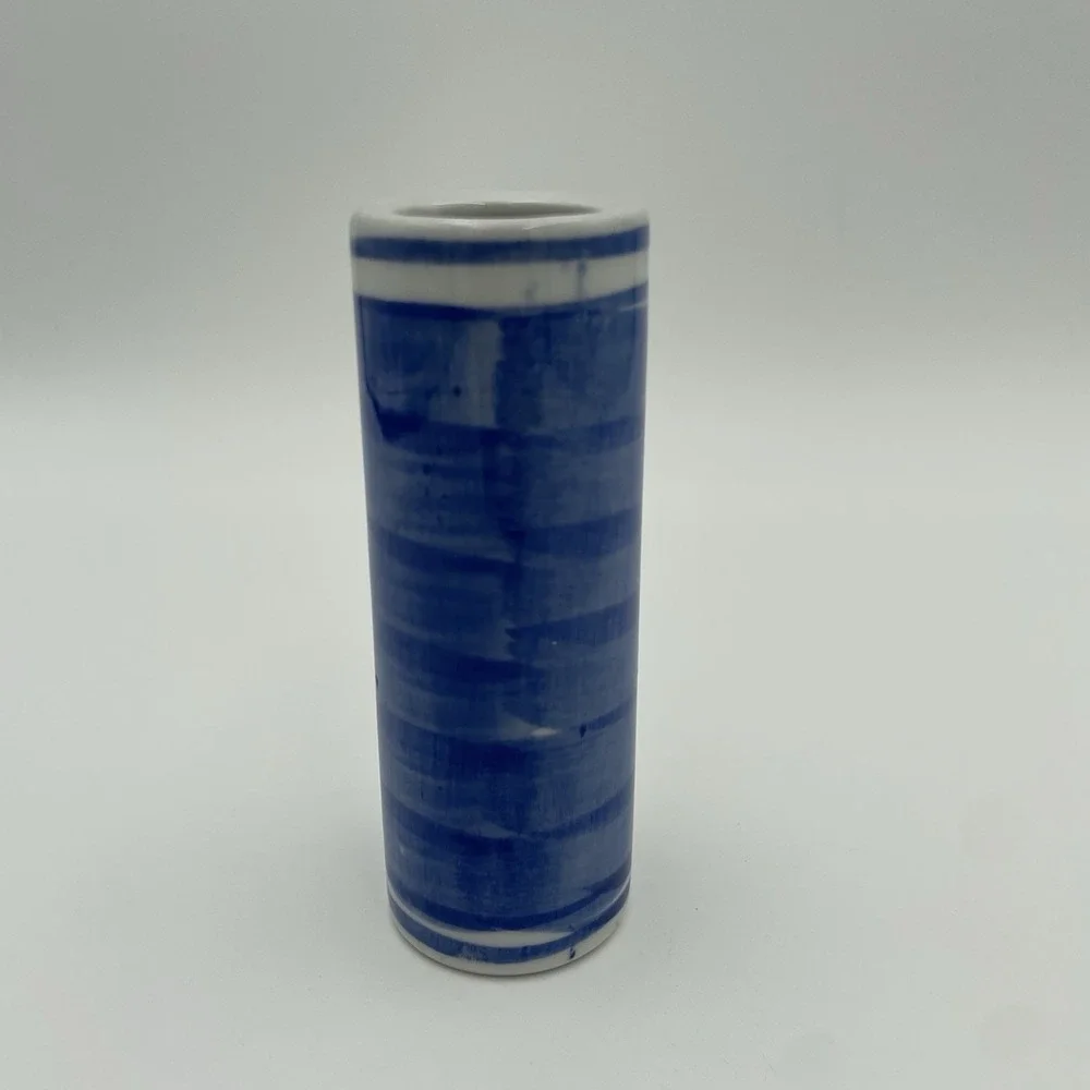Vintage Hand Painted Blue & White Cherry Blossom Bud‎ Vase 4